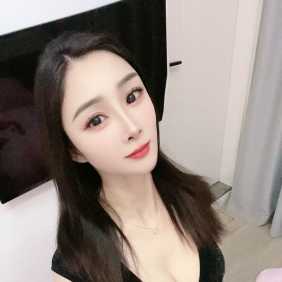 白云性感36C天然大胸成都妹儿--乐伊